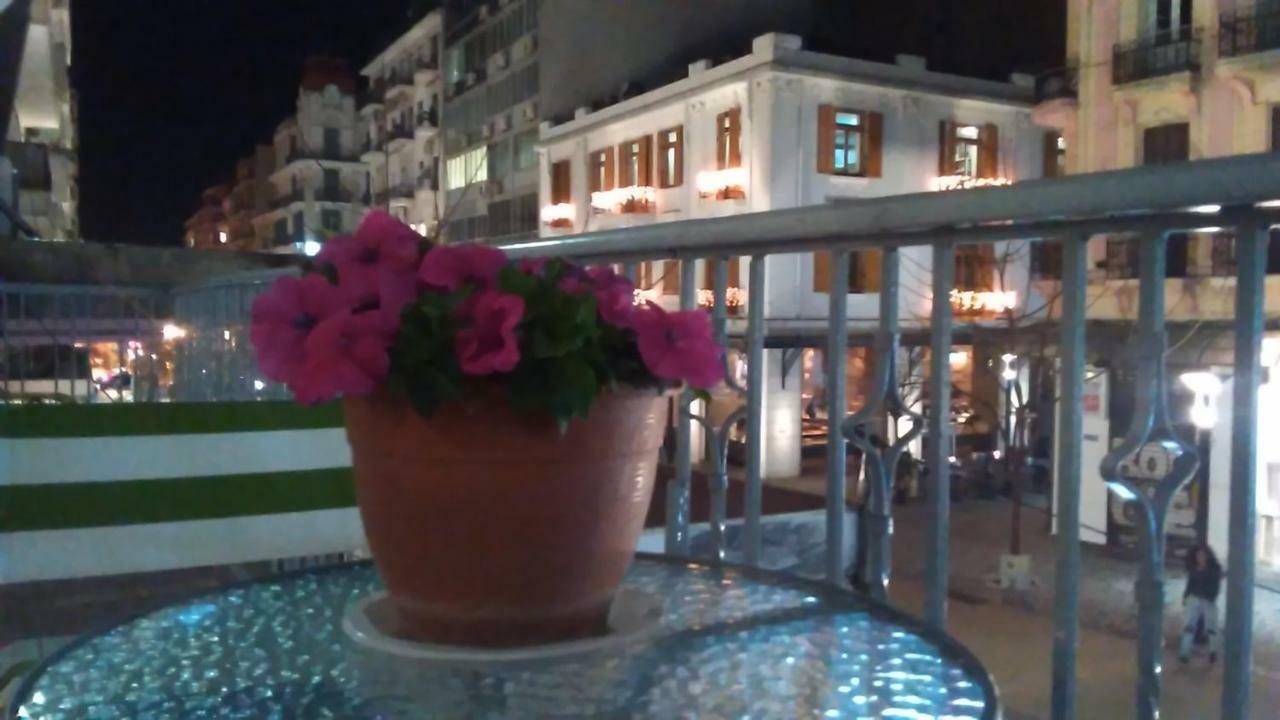 Best Balcony Of Thessaloniki In The Heart Of Town Exterior photo